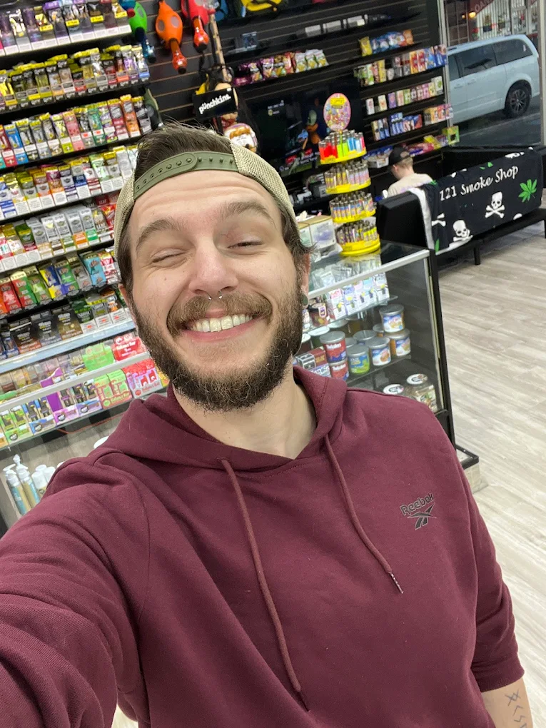 121 Smoke Vape Shop | Premium THCA, Vapes &amp; Kratom in Weatherford, TX